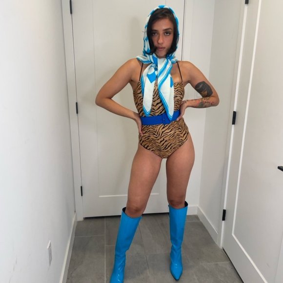 VIX paula hermanny suri tiger print swimsuit animal print bathing suit size m - Picture 15 of 16